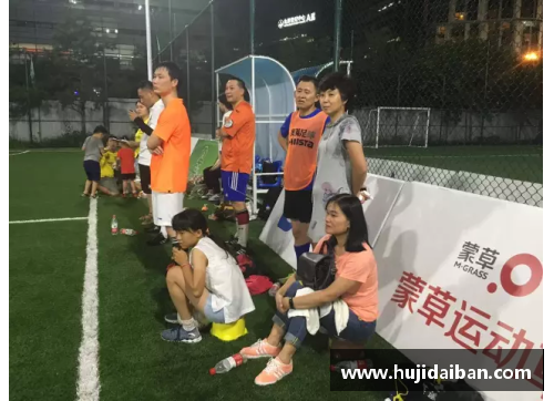 美高梅MGM官方网站球员的妈妈惊艳球场：温馨背后的风采 - 副本